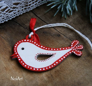 Vianočná ozdoba vtáčik folk červená