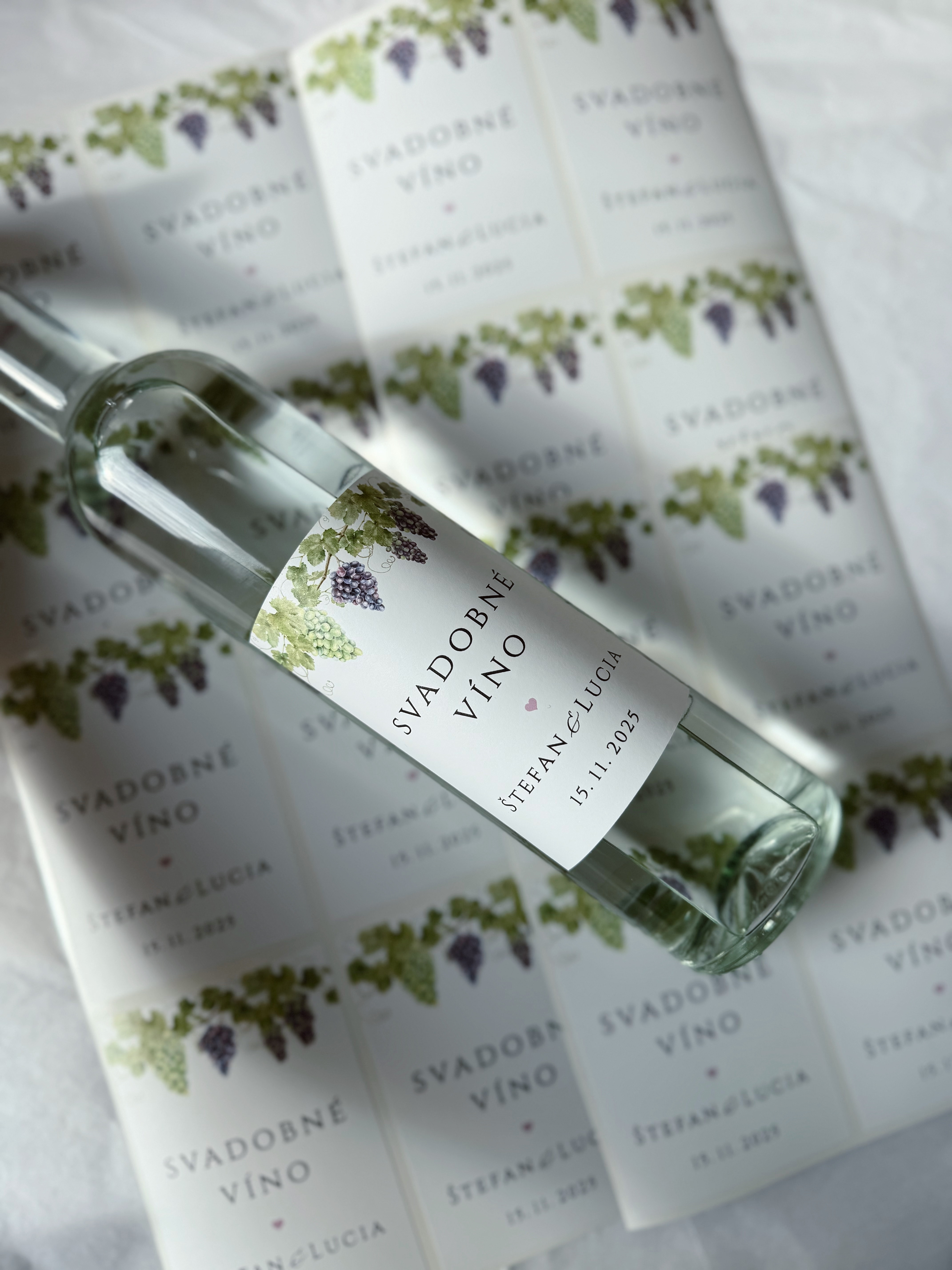 Nálepky na svadobné víno 313 vinič